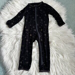 Kickee Pants footie size 6-9 months // 3712